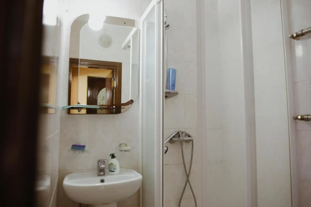 Uneed Rooms 1 - Palace 